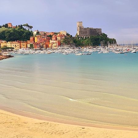 La Casa Del Pittore Anna House Lerici Habitación foto